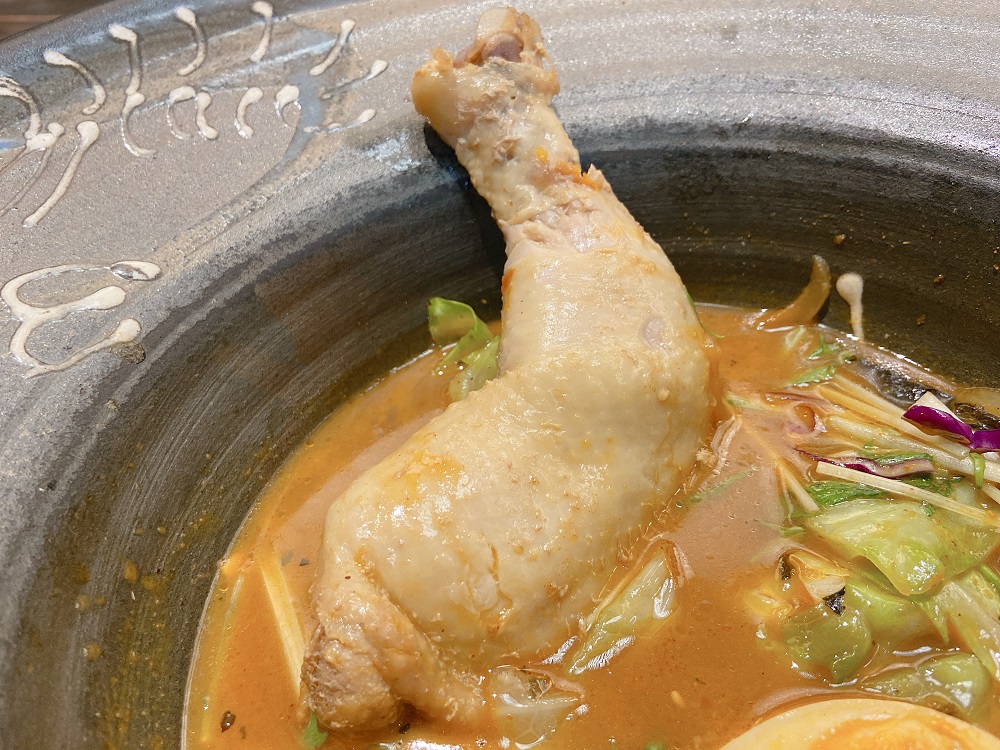 スープカレーチキンレッグ