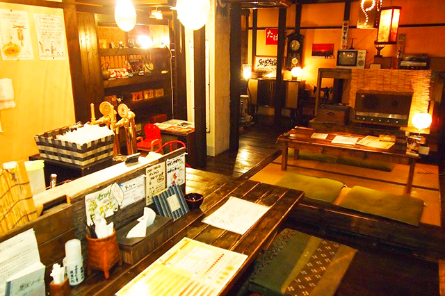 奥芝商店旭川亭店内
