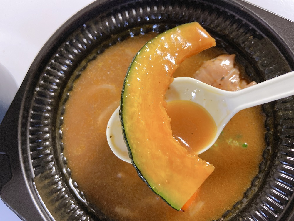 奥芝商店ローソンスープカレー弁当かぼちゃ